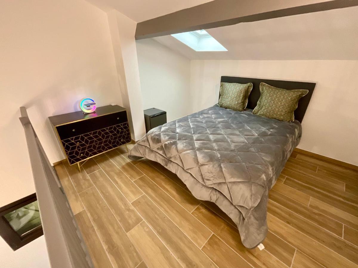 Appartement Sanary Vue Mer Au Calme Luaran gambar